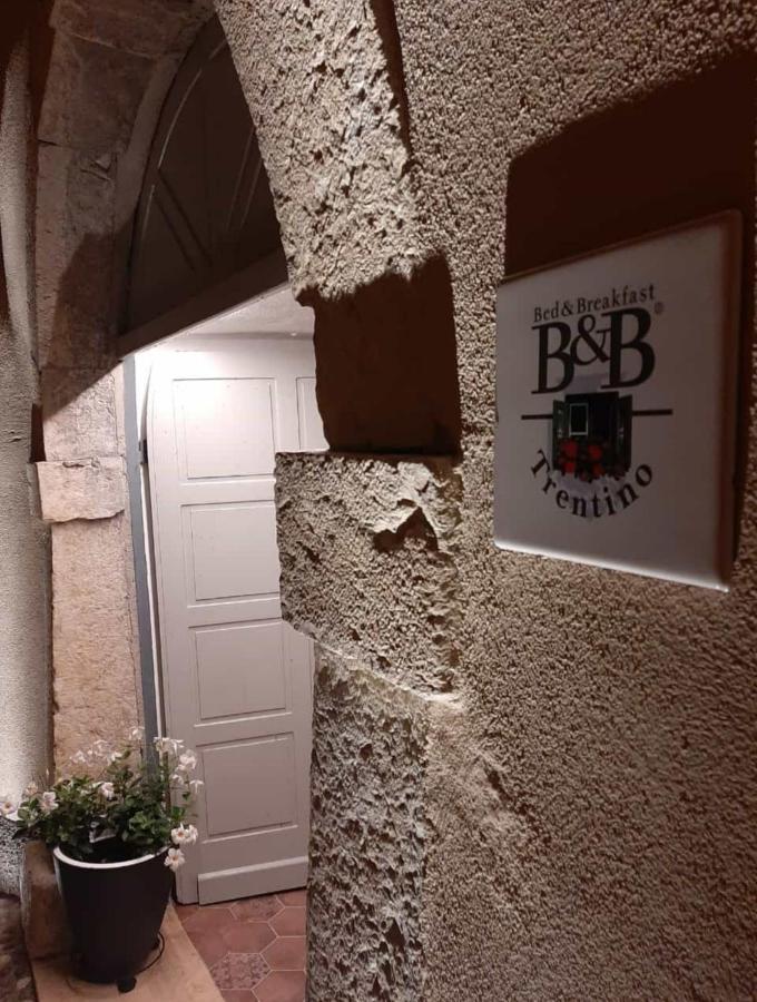 Casa Pitem Bed & Breakfast Torbole Sul Garda ภายนอก รูปภาพ