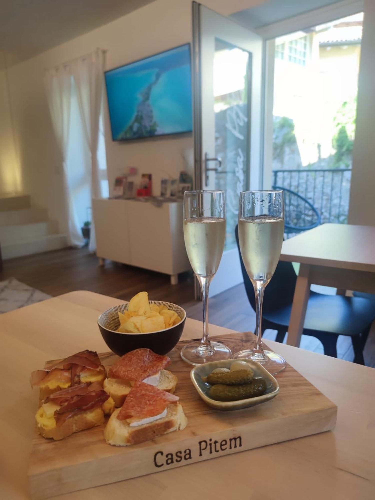 Casa Pitem Bed & Breakfast Torbole Sul Garda ภายนอก รูปภาพ